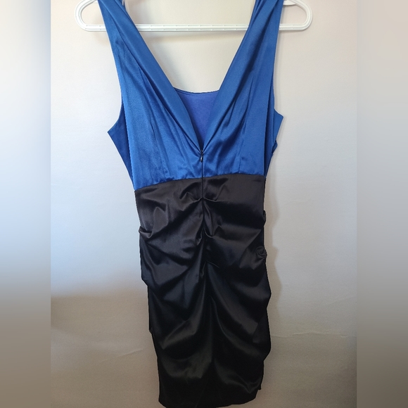 Medium Polyester/Cotton blend Cocktail Dress - Picture 2 of 3